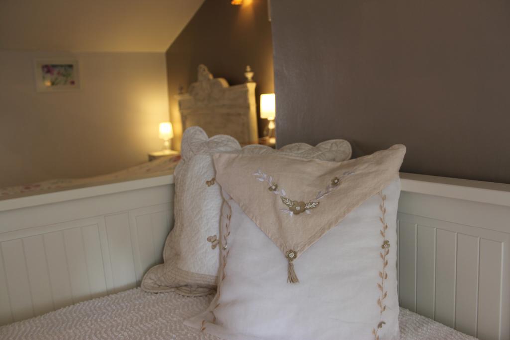 Relais De La Riniere Bed & Breakfast Le Landreau Exterior photo