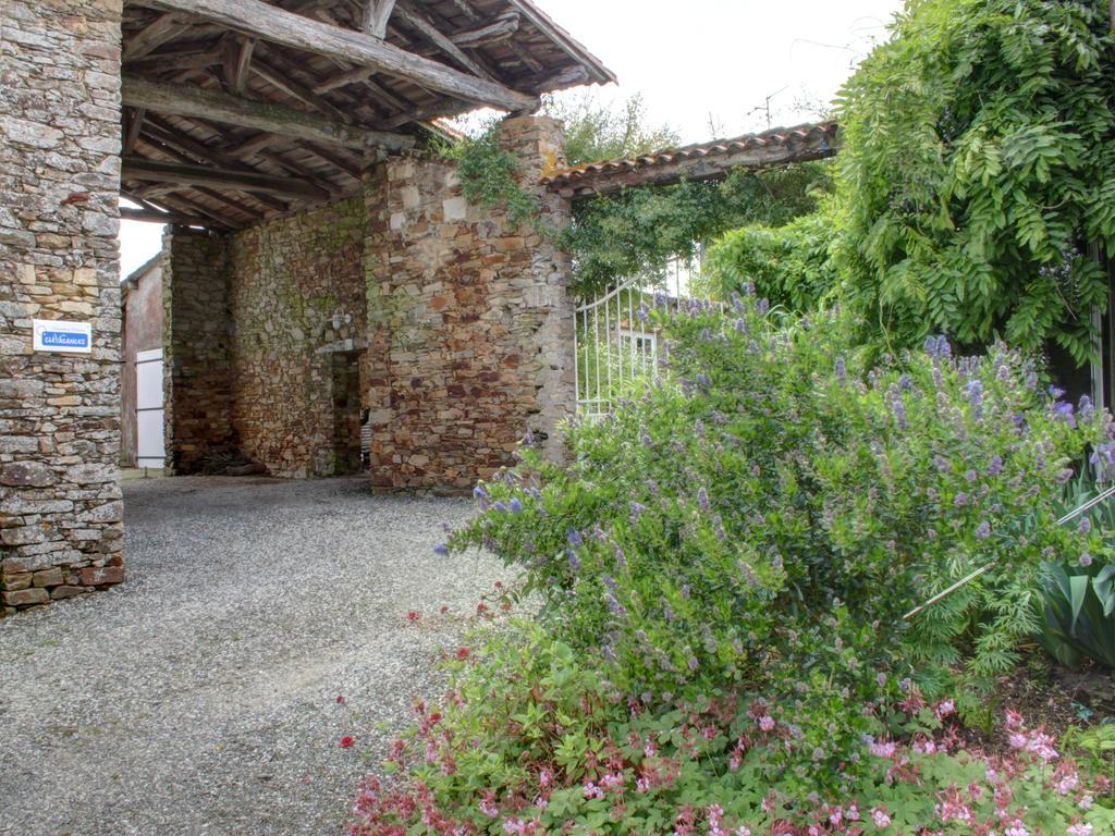 Relais De La Riniere Bed & Breakfast Le Landreau Exterior photo